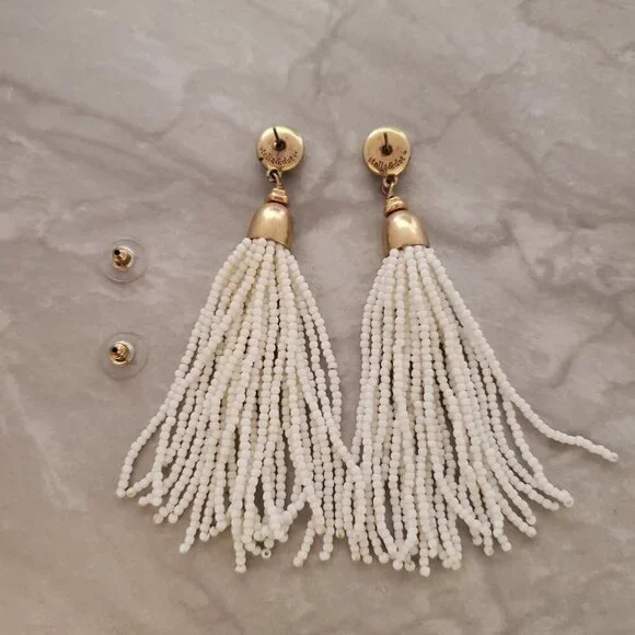 ✨ Stella and Dot White Seed Beaded Beads Marble Boho Tassel Earrings ✨ - Picture 8 of 9